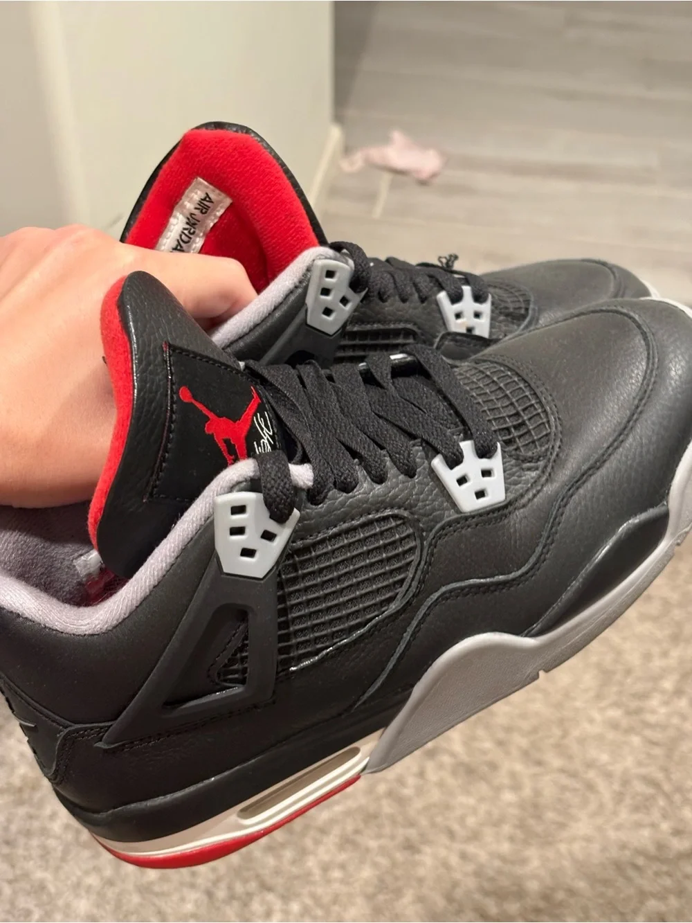 Jordan Men’s Black and Red Retro Basketball Sneakers